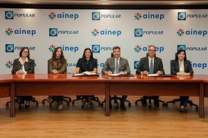 Banco Popular y asociación de colegios privados AINEP firman alianza estratégica en favor de la educación de calidad